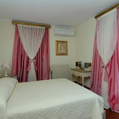 Yialenia Estate * Costa Navarino