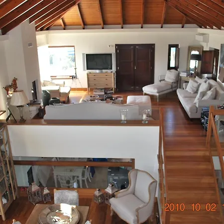 Yialenia Estate Costa Navarino