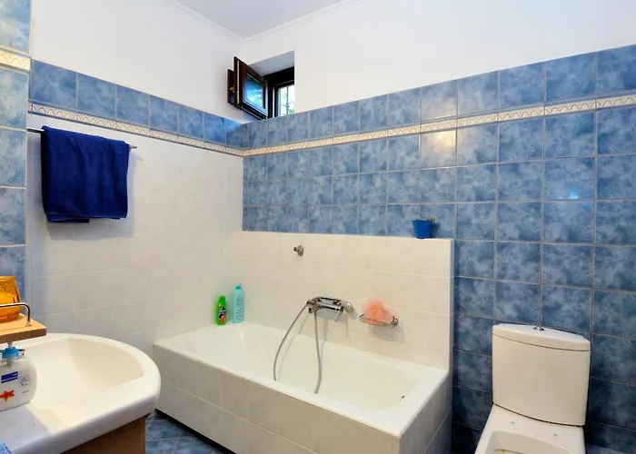 Yialenia Estate * Costa Navarino