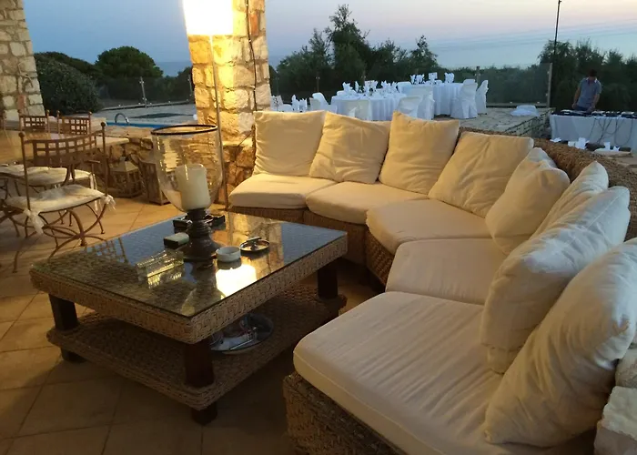 Villa Yialenia Estate