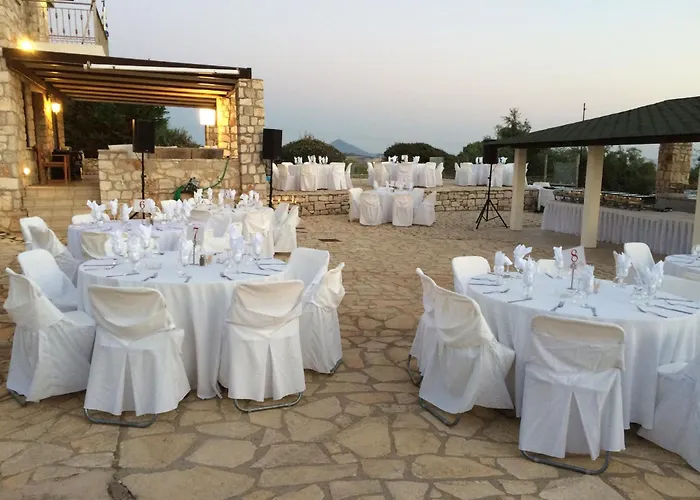 Yialenia Estate Costa Navarino